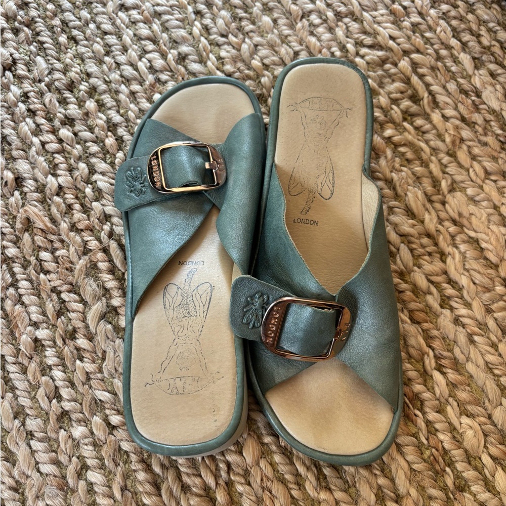 Green Leather Slide Sandals Fly London